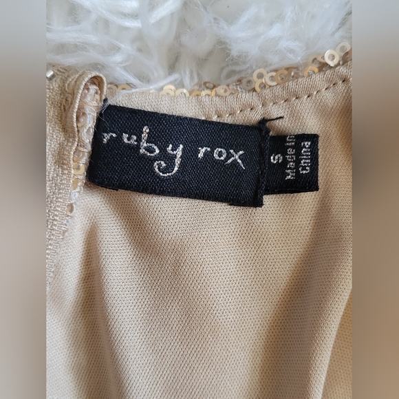 Ruby Rox Rose God Sequin Bodycon Dress - Picture 7 of 10
